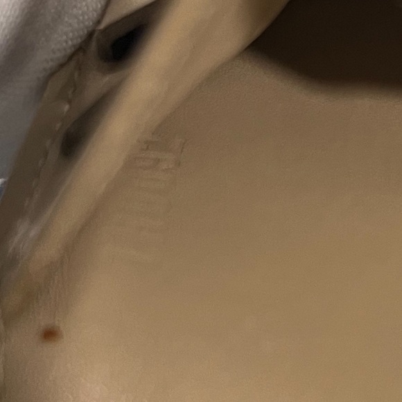 Louis Vuitton Vernis International Wallet - beige /butterscotch authentic - Picture 10 of 12